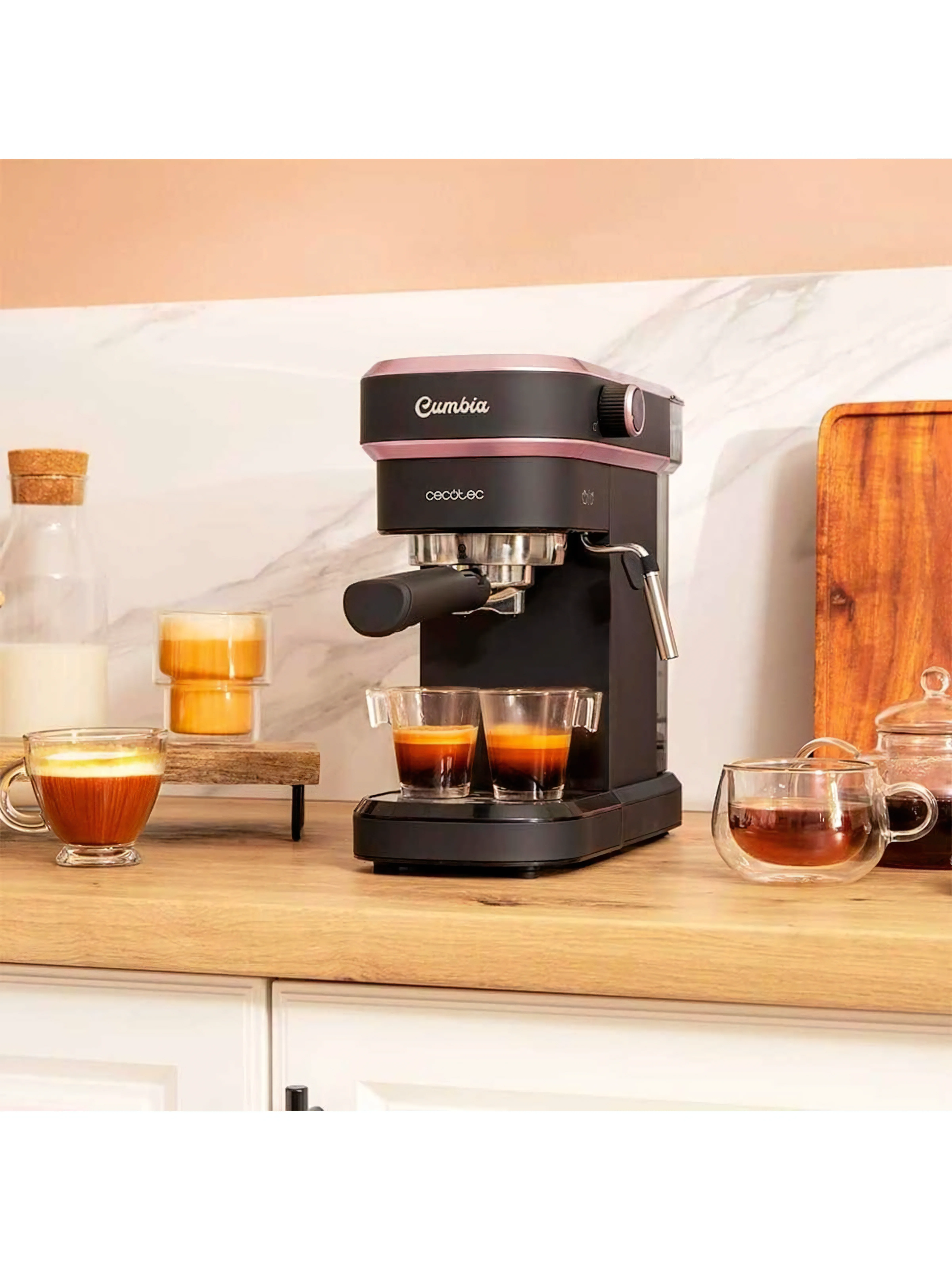 Cecotec Cafelizzia 790 Steel vs De'Longhi Dedica EC685